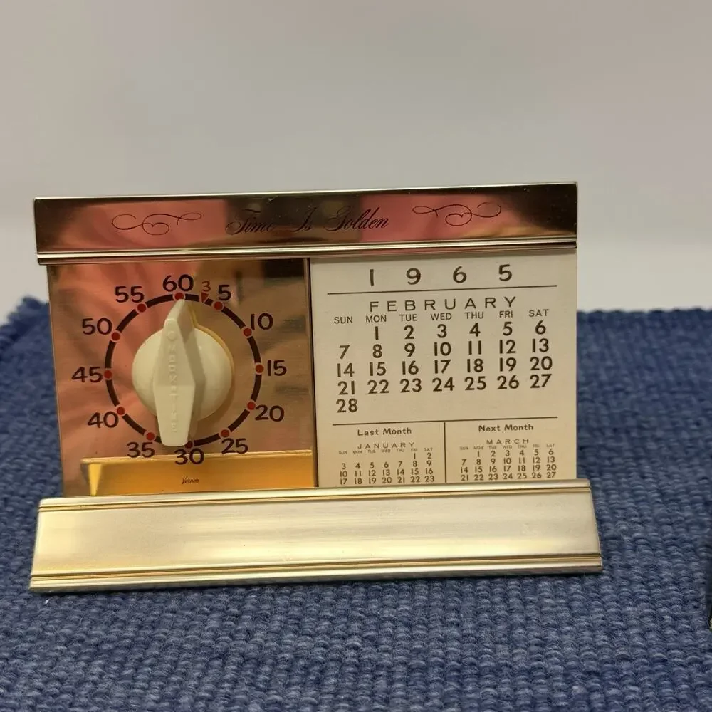 vintage Vernco Vernadium MCM 1965-67 desk calendar with timer NOS